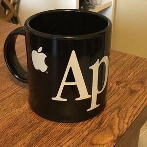Vintage 1980s Apple plastic mug